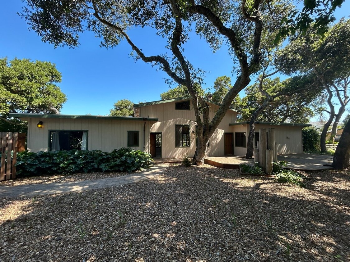 Primary Photo - 3BR/ 2BA CARMEL VALLEY RETREAT
