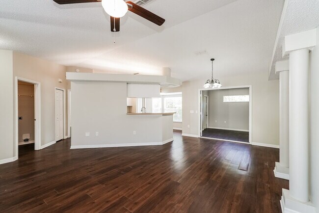 Foto del edificio - 10414 Copperwood Dr