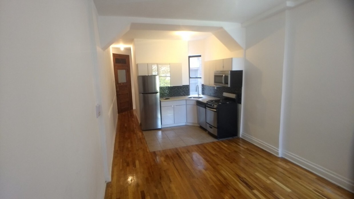 Primary Photo - 427 W 154th St