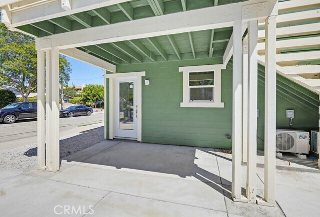 Foto del edificio - 1017 Riverine Ave