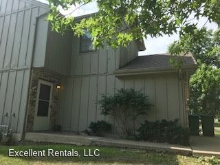 Primary Photo - 3 br, 1.5 bath House - 207 NE Greystone Drive