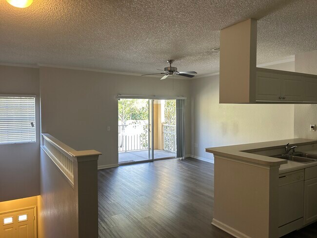 Building Photo - 1923 Arbor Lakes Cir