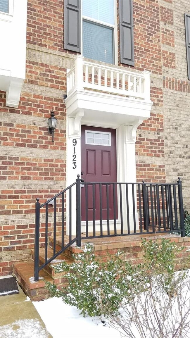 Foto del edificio - 9123 Landon House Ln