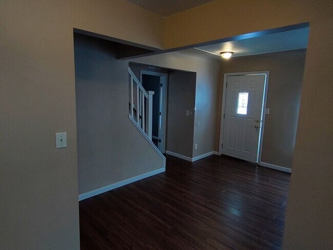 Building Photo - 3 Bedroom bungalow in Warren! $1150/mo