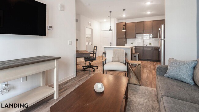 Foto del edificio - 4670 Merchants Park Cir