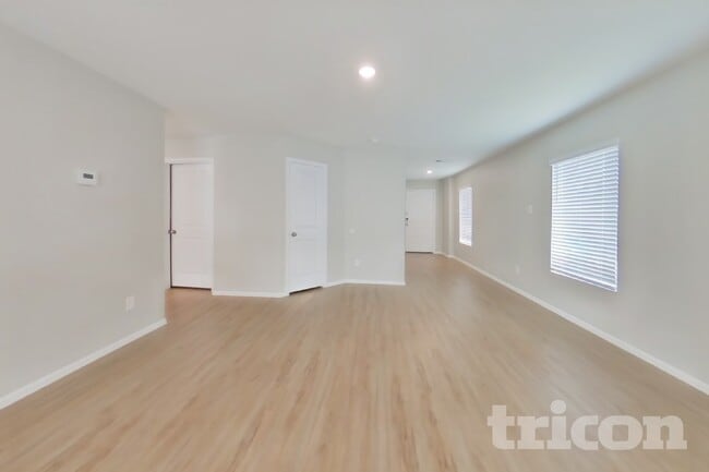 Building Photo - 18613 Rosehill Pr Dr