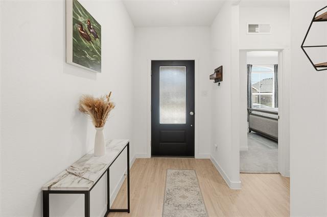 Foto del edificio - 7029 Black Ash Ln