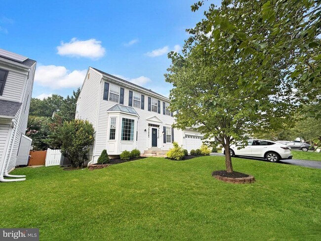 Building Photo - 12519 Royal Crown Dr