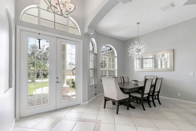 Foto del edificio - Black Olive Crescent, Royal Palm Beach, FL...