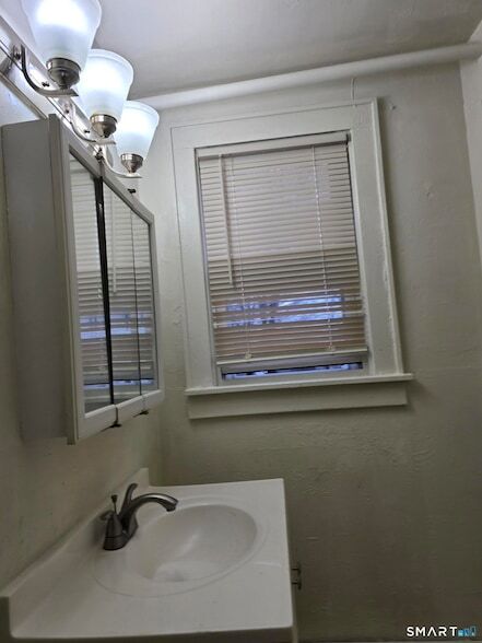 Foto del edificio - 157 Eastern Ave
