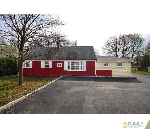 Primary Photo - 2021 Oak Tree Rd