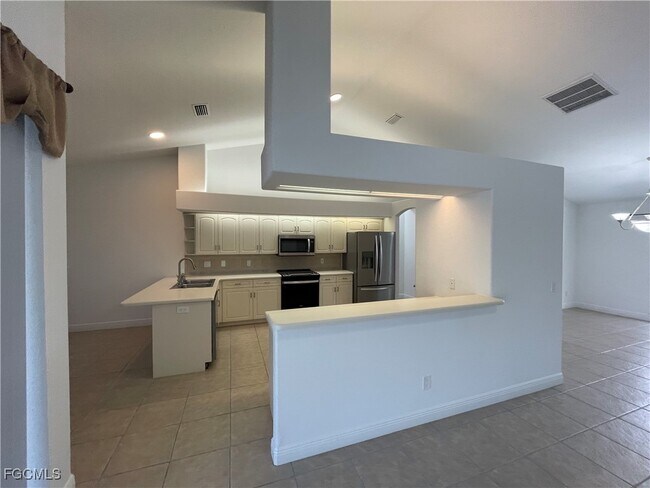 Foto del edificio - 609 SW 43rd Ln