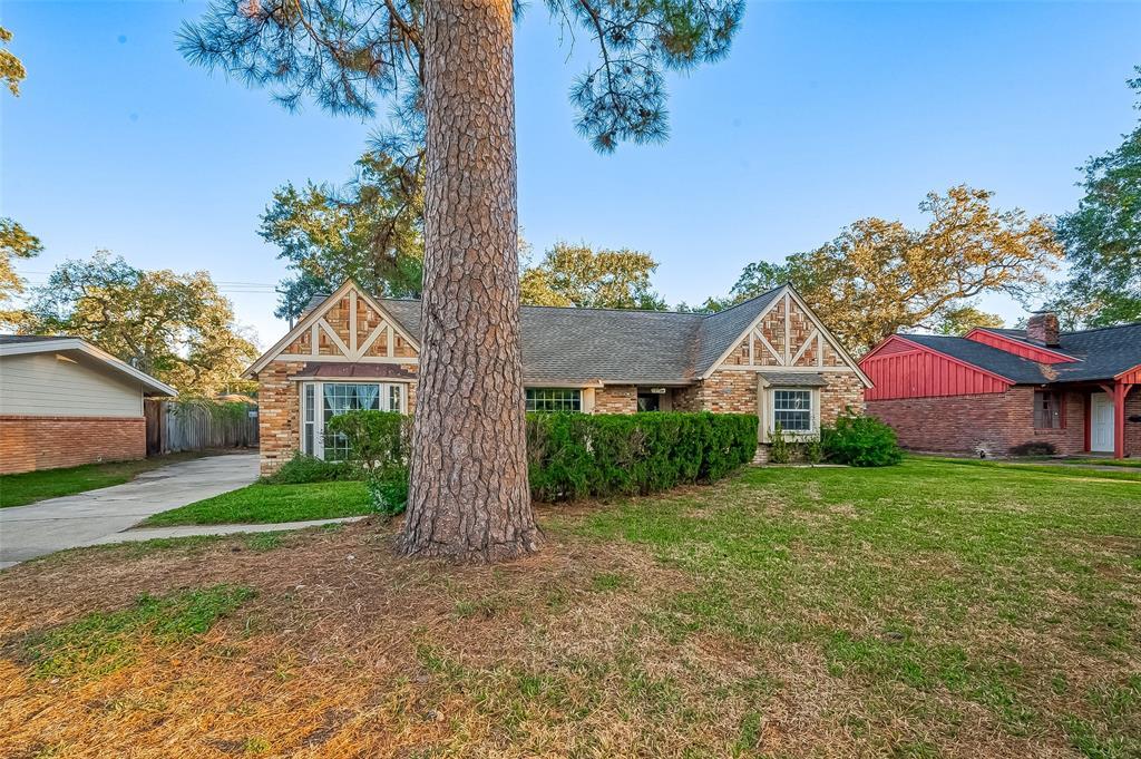 Foto principal - 10146 Whiteside Ln