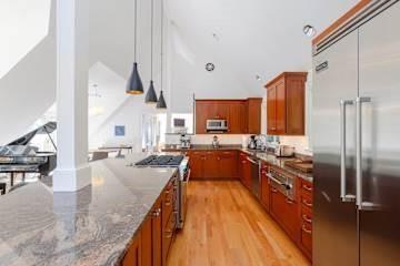 Foto del edificio - 72 Ledge Rd