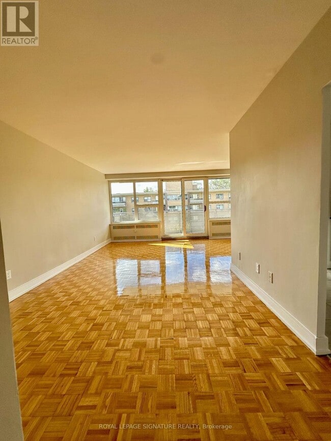 Building Photo - 10-510 Shallmar Blvd