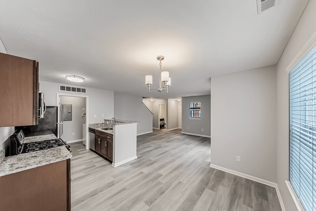 Building Photo - Reserves at 1150 / Parma