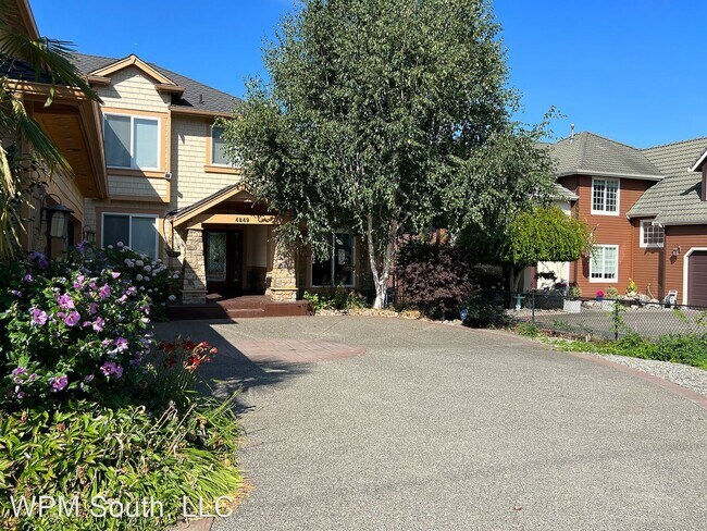 Foto del edificio - 2 br, 1 bath House - 4849 N Island Dr E, L...