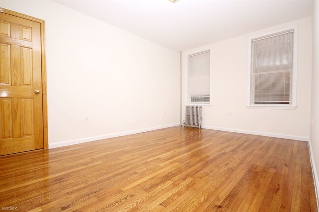 Building Photo - 3178 34th St