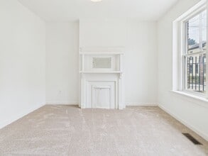 Building Photo - 204 Wellford St