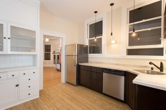 Foto del edificio - South Van Ness Avenue - 453-455