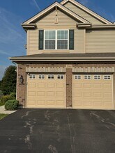 Building Photo - 2068 Canyon Creek Ct