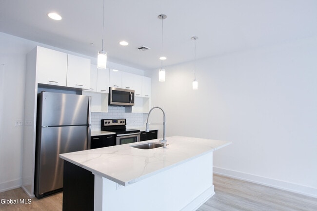 Foto del edificio - 21 Whistler Ct