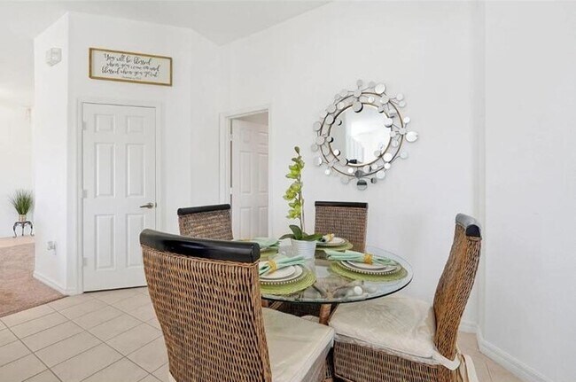 Building Photo - Stunning Fully Furnished and Decorated home in Davenport with Private Pool!