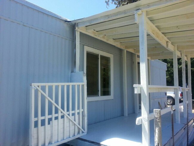 Foto del edificio - 8504 E Evans Creek Rd