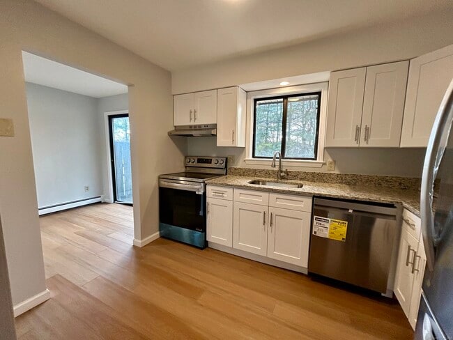 Foto del edificio - 7 Homestead Ln