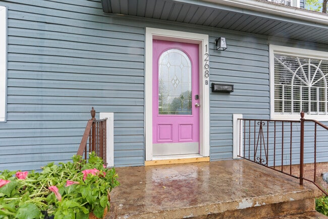 Photo - 1268 Eastland Rd SE Apartment
