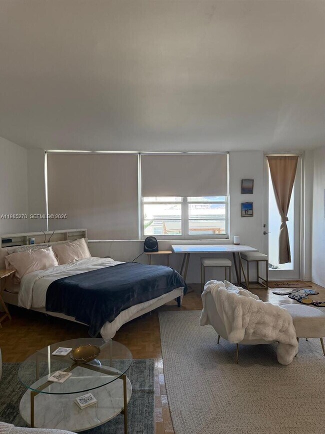 Foto del edificio - 100 Lincoln Rd