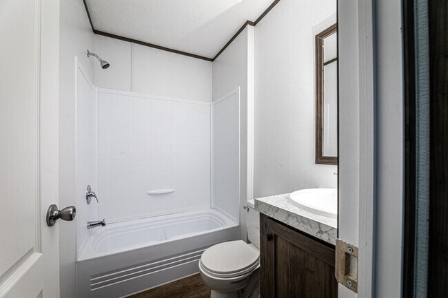 Foto del edificio - 731 Three Bridges Estates Cir