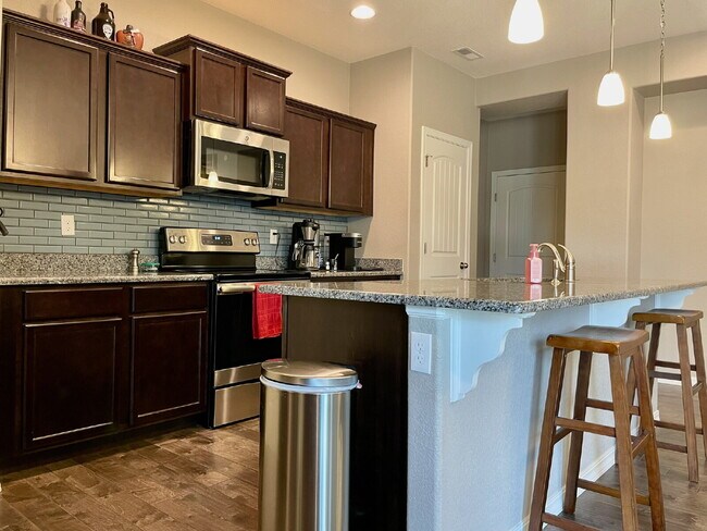 Foto del edificio - Charming Corner-Lot Home with Office, Fire Pit and Solar Panels on Primavera Lane, Fountain, CO!