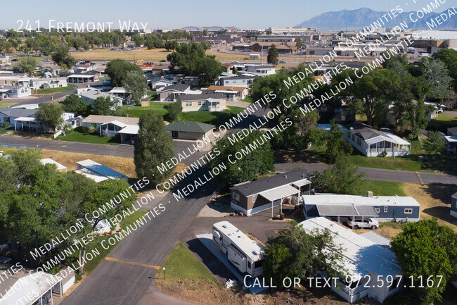 Foto del edificio - 241 Fremont Way