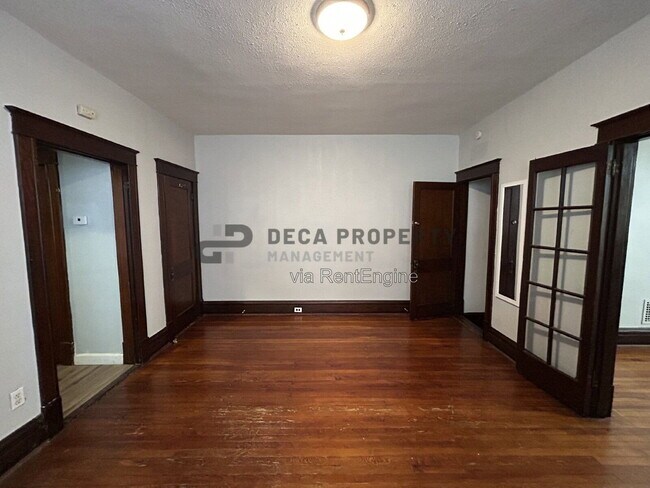 Building Photo - 5317 S Kingshighway Blvd