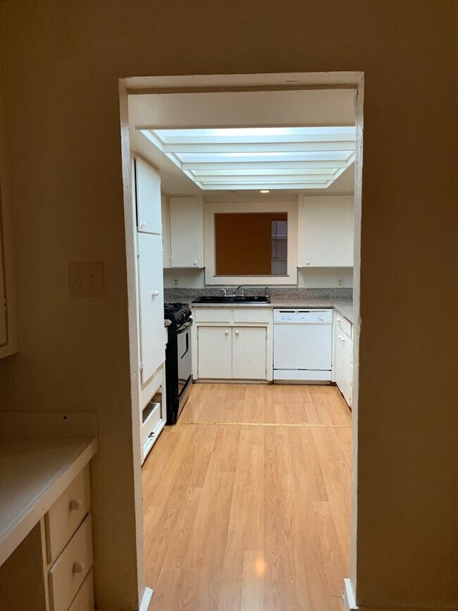 Foto del edificio - AVAILABLE NOW!!! Lovely 3 bedroom, 2 bathr...