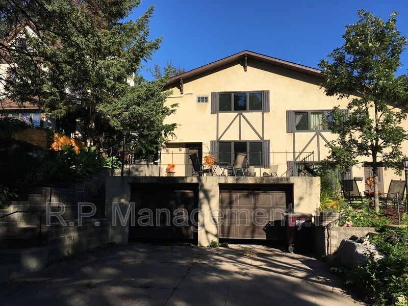 Foto principal - 2289 Hillside Ave