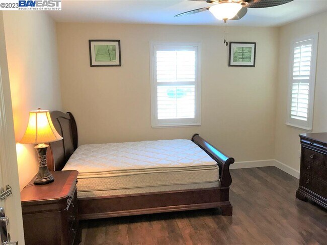 Foto del edificio - 7837 Kelly Canyon Pl