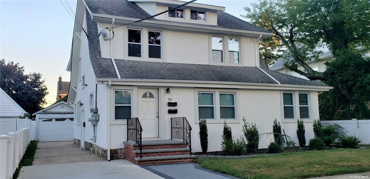 56 2nd St, Lynbrook, NY 11563 House Rental in Lynbrook, NY