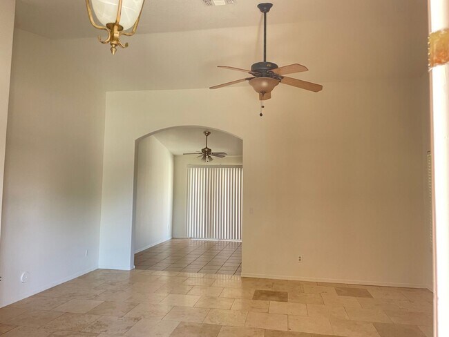 Building Photo - 3 BEDROOM/2 BATH IN SAN TAN RANCH