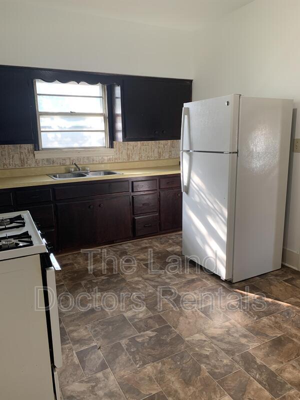 Foto del edificio - 531 E 7th St