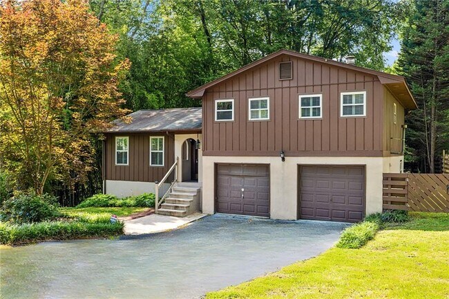 Building Photo - 5110 Thistle Rd SE