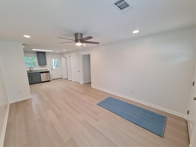 Foto del edificio - 516 N Northington St