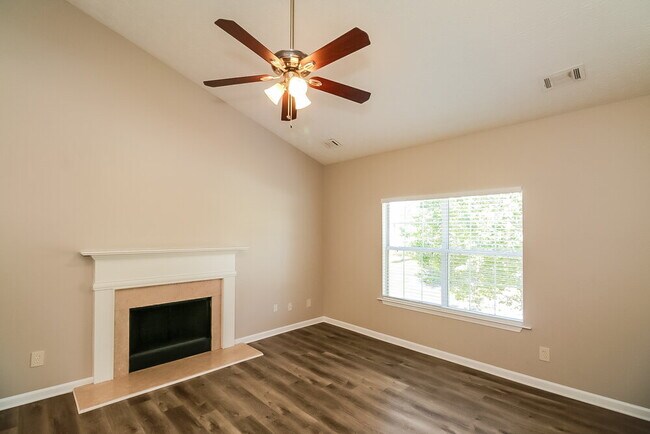 Foto del edificio - 4420 Roche St