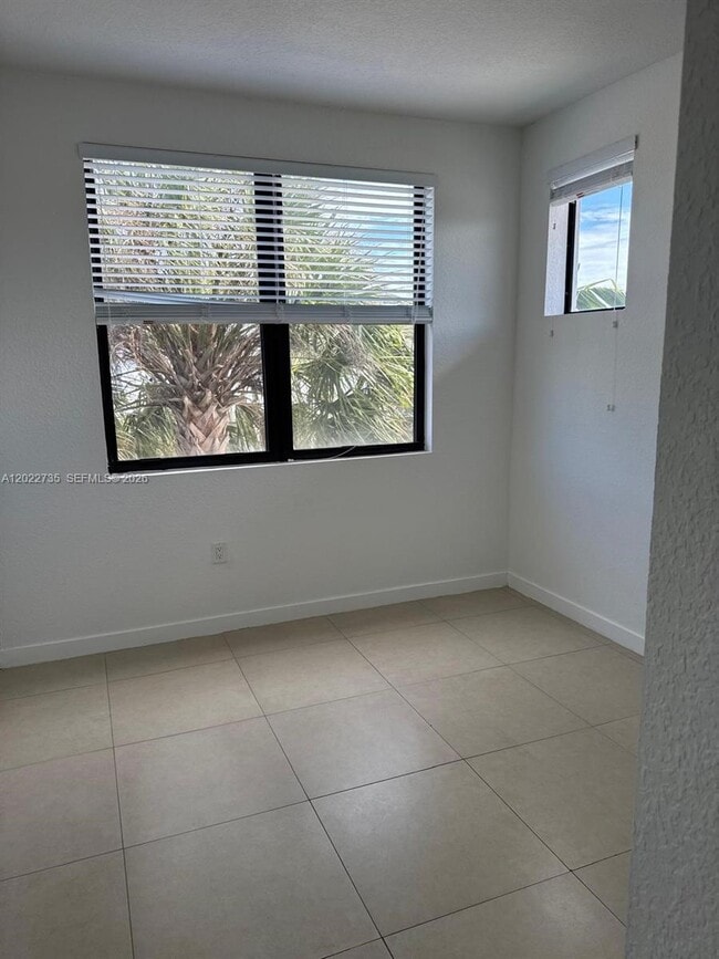 Building Photo - 13381 SW 251st Terrace