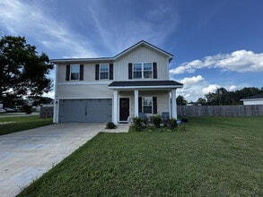 Building Photo - 7 Firefly Trce NE