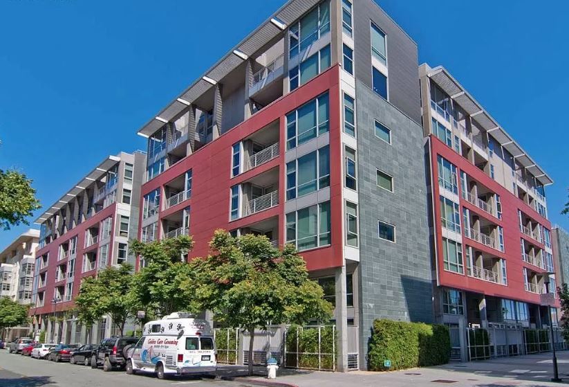 Foto principal - 235 Berry St