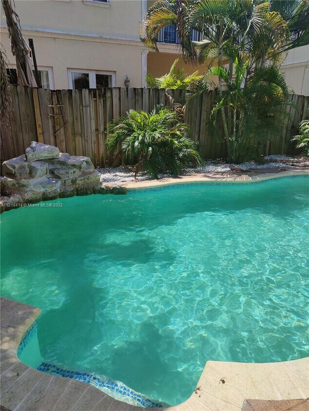 1408 NE 24th St Unit B, Wilton Manors, FL 33305 Apartment for Rent in