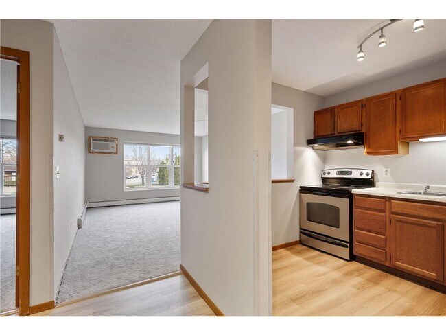 Foto del edificio - 720 3rd Ave NE