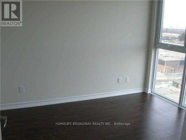 Photo du bâtiment - 1328 Birchmount Rd